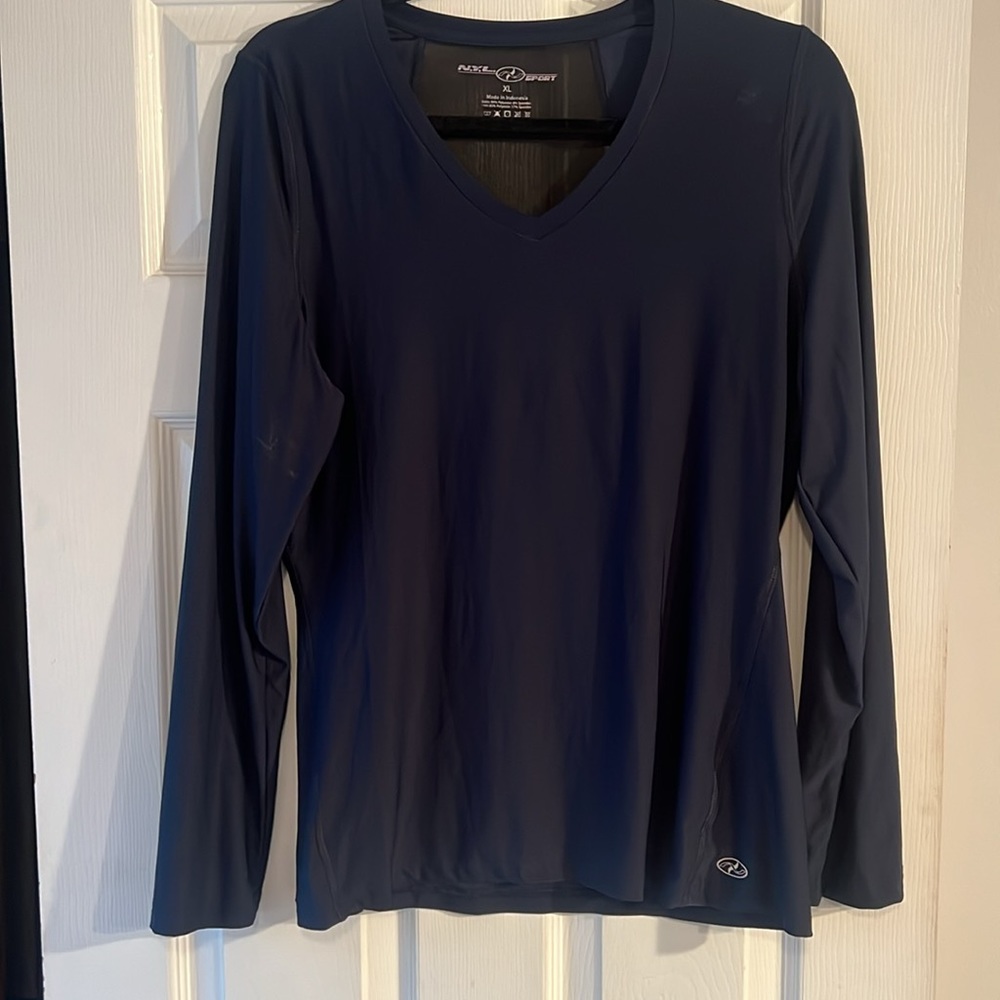 N.Y.L. Sport lightweight workout top size XL